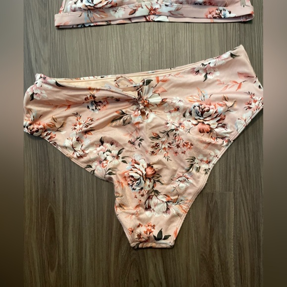 Merona Women’s high waist 2 piece Floral Print Bikini Set size XL - Picture 3 of 7
